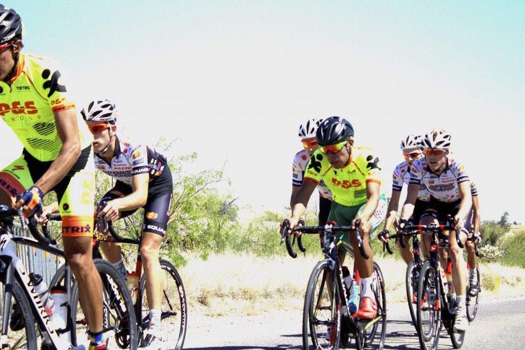 Jelly Belly p/b Maxxis and P&S Specialized work in a break away at the TBC road race.